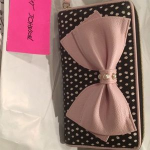 Betsy Johnson wallet